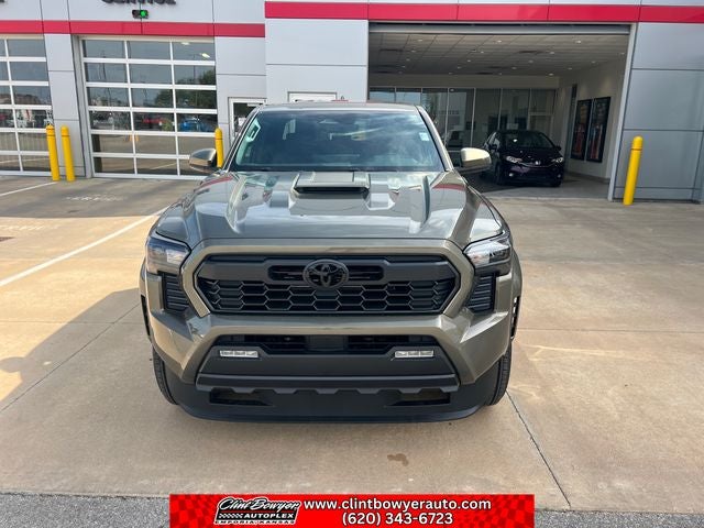 2026 Toyota Tacoma i-FORCE MAX TRD Sport i-FORCE MAX