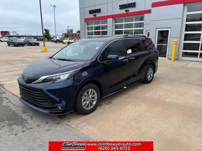 2026 Toyota Sienna XLE