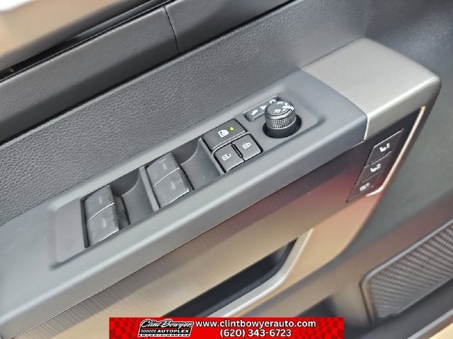 2026 Toyota Tundra i-FORCE MAX Platinum i-FORCE MAX