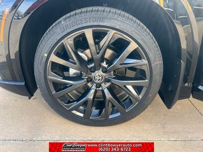 2026 Toyota Toyota Crown Signia Limited