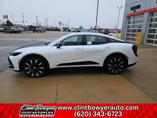 2026 Toyota Toyota Crown Platinum