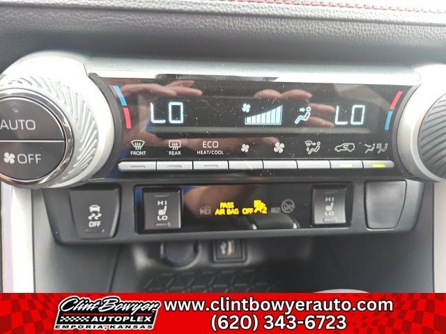 2025 Toyota RAV4 Plug-in Hybrid SE