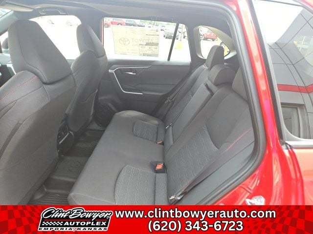 2025 Toyota RAV4 Plug-in Hybrid SE