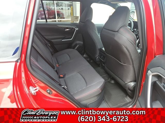 2025 Toyota RAV4 Plug-in Hybrid SE