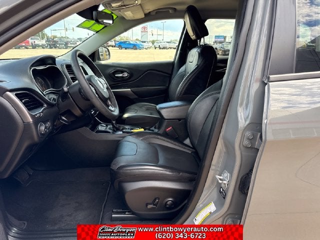 2022 Jeep Cherokee Latitude Lux