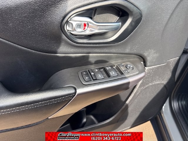 2022 Jeep Cherokee Latitude Lux
