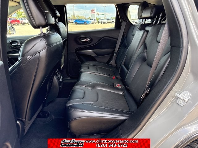 2022 Jeep Cherokee Latitude Lux