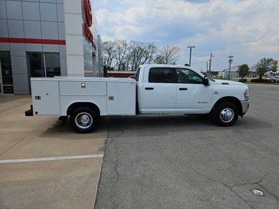 2024 RAM 3500 SLT