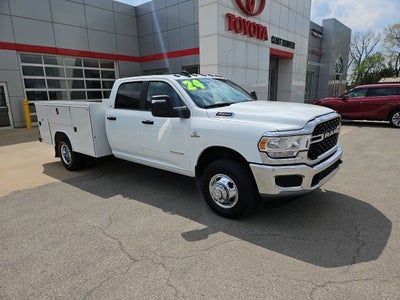 2024 RAM 3500 SLT
