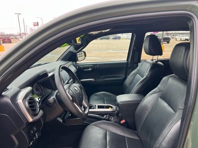 2022 Toyota Tacoma Limited V6