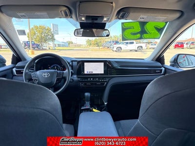 2025 Toyota Camry LE