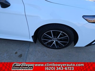 2024 Toyota Camry SE