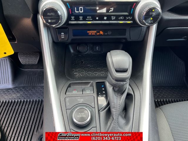 2022 Toyota RAV4 Hybrid LE