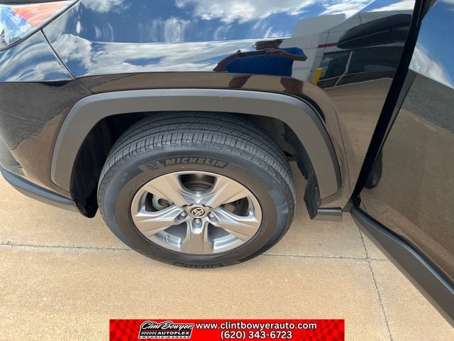 2022 Toyota RAV4 Hybrid LE