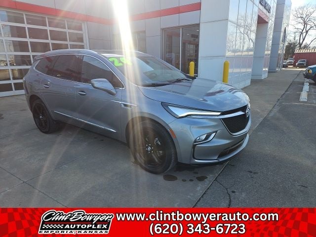 2024 Buick Enclave Essence