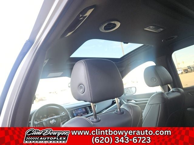 2024 Buick Enclave Essence
