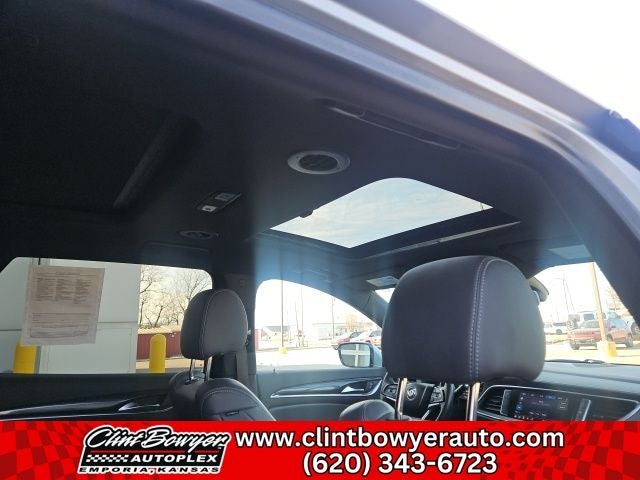 2024 Buick Enclave Essence