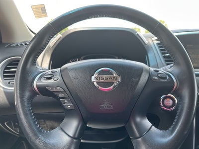 2014 Nissan Pathfinder SV