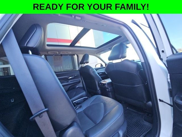 2024 Toyota Grand Highlander Platinum