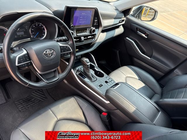 2024 Toyota Highlander Hybrid XLE