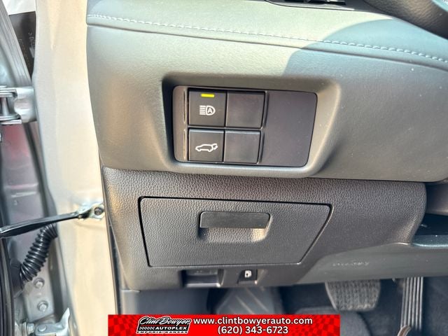 2024 Toyota Highlander Hybrid XLE