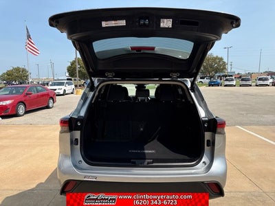 2024 Toyota Highlander Hybrid XLE