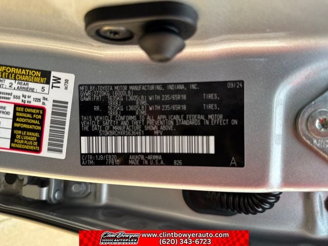 2024 Toyota Highlander Hybrid XLE