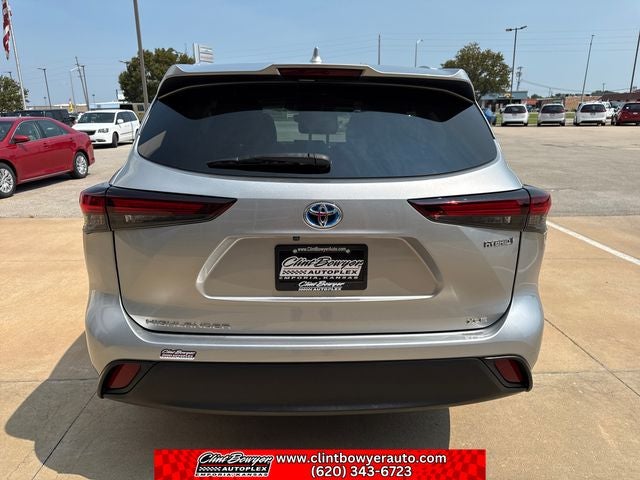 2024 Toyota Highlander Hybrid XLE