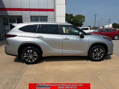 2024 Toyota Highlander Hybrid XLE