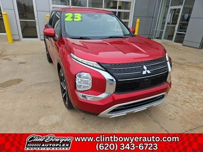 2023 Mitsubishi Outlander SE Special Edition