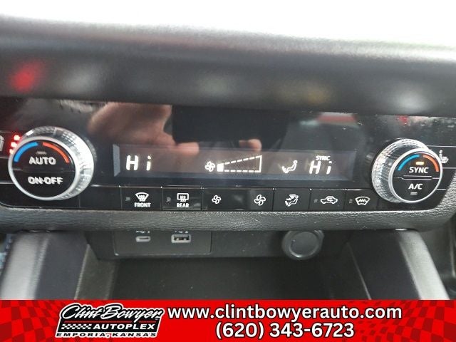 2023 Mitsubishi Outlander SE Special Edition