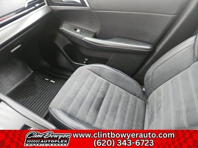 2023 Mitsubishi Outlander SE Special Edition