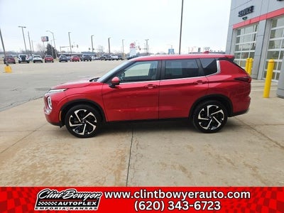 2023 Mitsubishi Outlander SE Special Edition