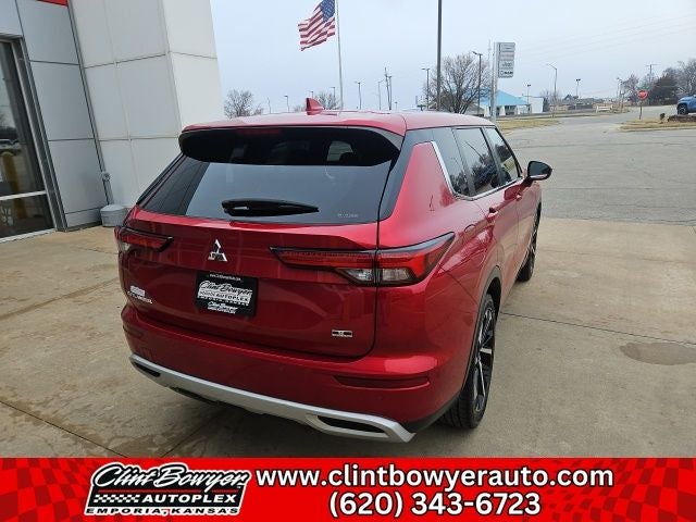 2023 Mitsubishi Outlander SE Special Edition