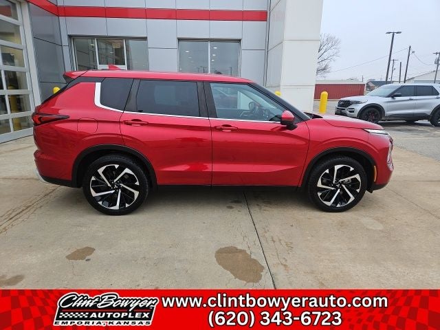 2023 Mitsubishi Outlander SE Special Edition