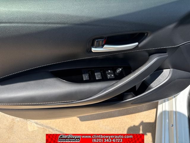 2024 Toyota Corolla Hatchback SE